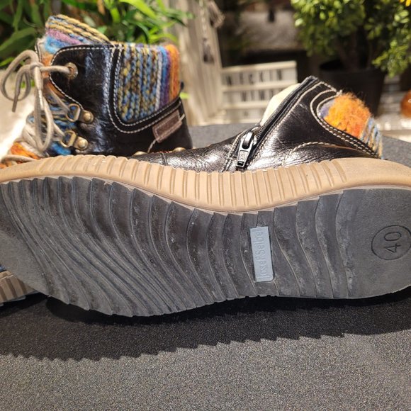 Josef Seibel rainbow thread and leather Maren boots (not available in Canada!) - Picture 4 of 5